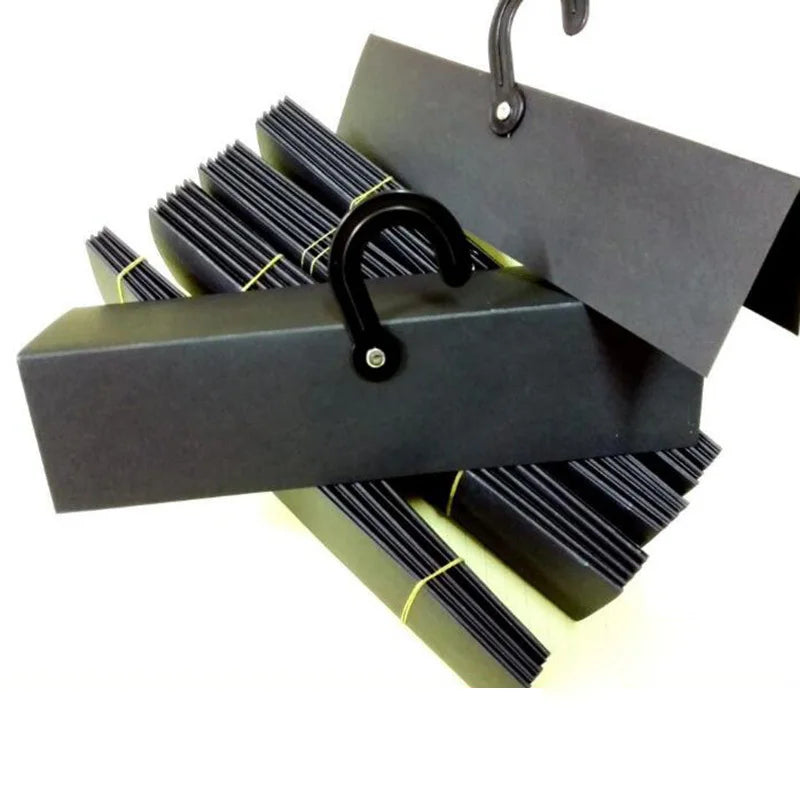 30pcs/lot Rug Header Hanger Common Blank Fabric Card Plastic J Hook Leather Sample Cloth Pattern Hanging Display