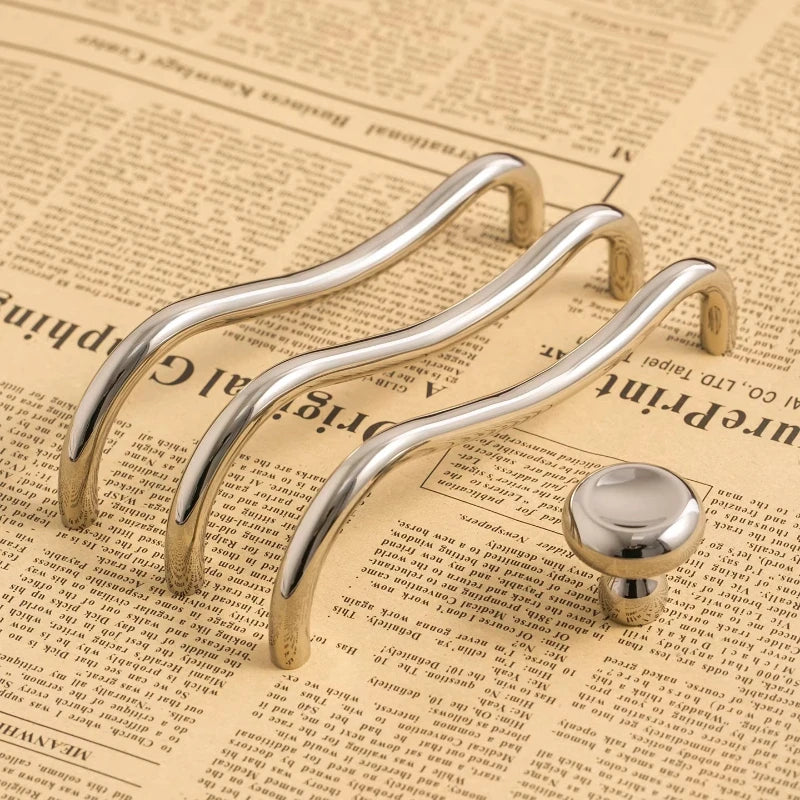 Brass Irregular Line Furniture Handles Bright Cupboard Wardrobe Dresser Drawer Cabinet Knobs Door Pulls T-Bar Decorative Knob
