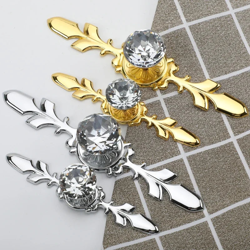 Luxury Diamond Crystal Handles Knobs for Shoebox Cabinet Closet Door Drawers and Wardrobe Pulls Elegant and Durable Design