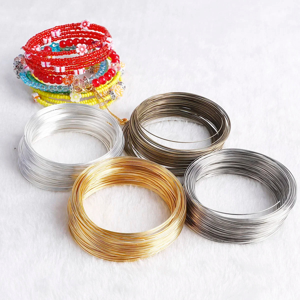 100Loops 0.6mm Memory Wire Bracelet Ring Stainless Steel Coil (Silver/Gold) for DIY Jewelry Making Bead Stringing Craft Supplies