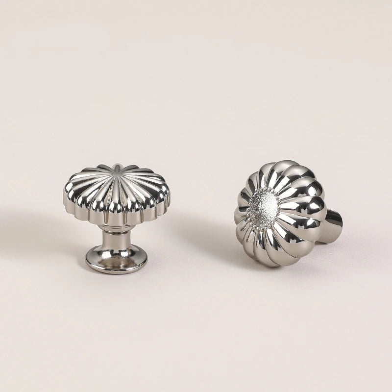 Silver cabinet door handle creative wardrobe/cabinet/drawer knobs modern minimalist single-hole door pull furniture hardware