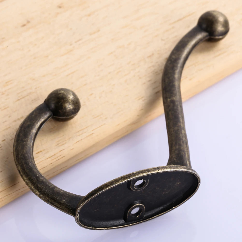5pcs Rustic Coat Hanger Space Saving Hanging Clothes Hook Non-slip Wall Mounted Hook for Clothes Bag Coat Hat