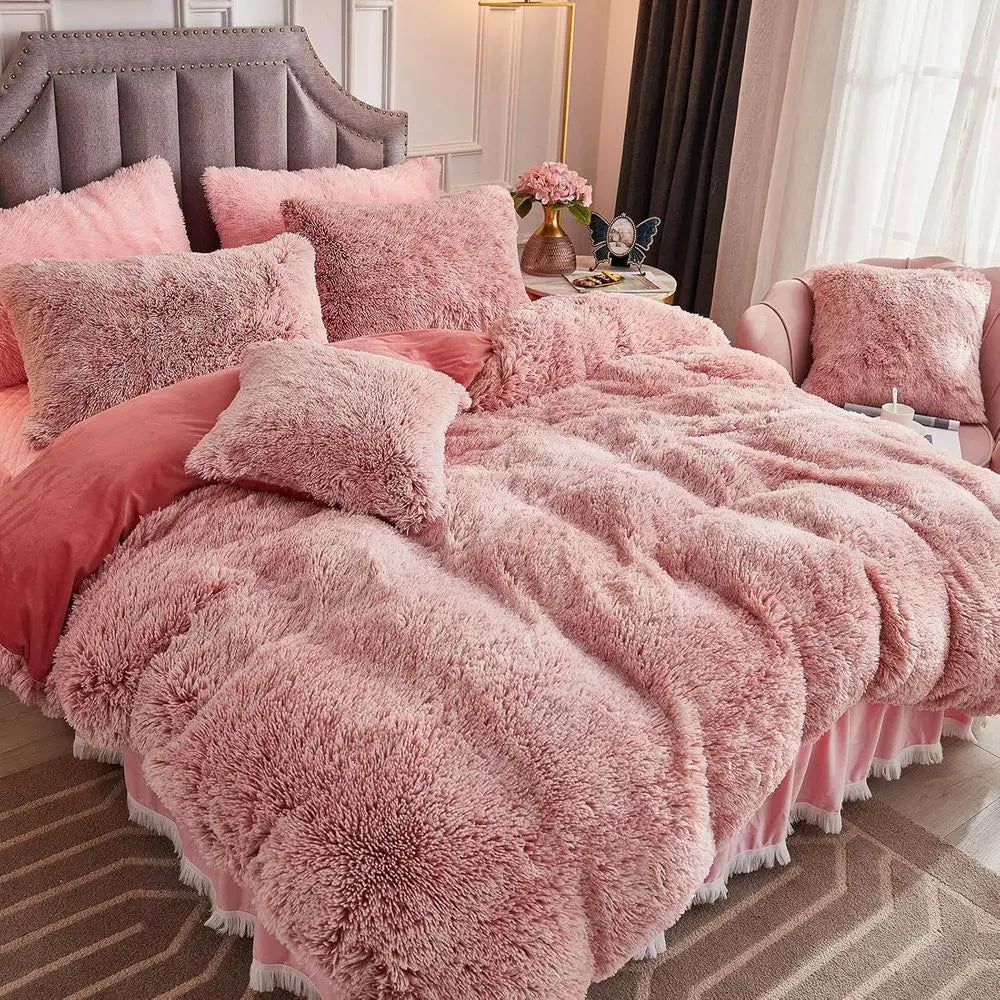 King Size Pink Ombre Crystal Velvet 3-Piece Shaggy Faux Fur Bedding Set with Comforter & Pillow Shams