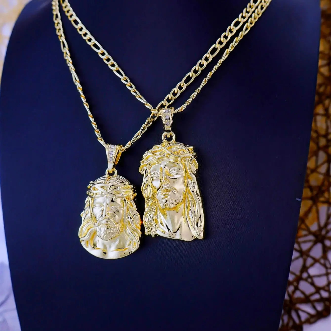 LLL 6 Sizes Hip Hop Punk Style God Jesus Head Deluxe Gold Plated Pendant Collar Necklace Figaro Chain Men Women Jewelry