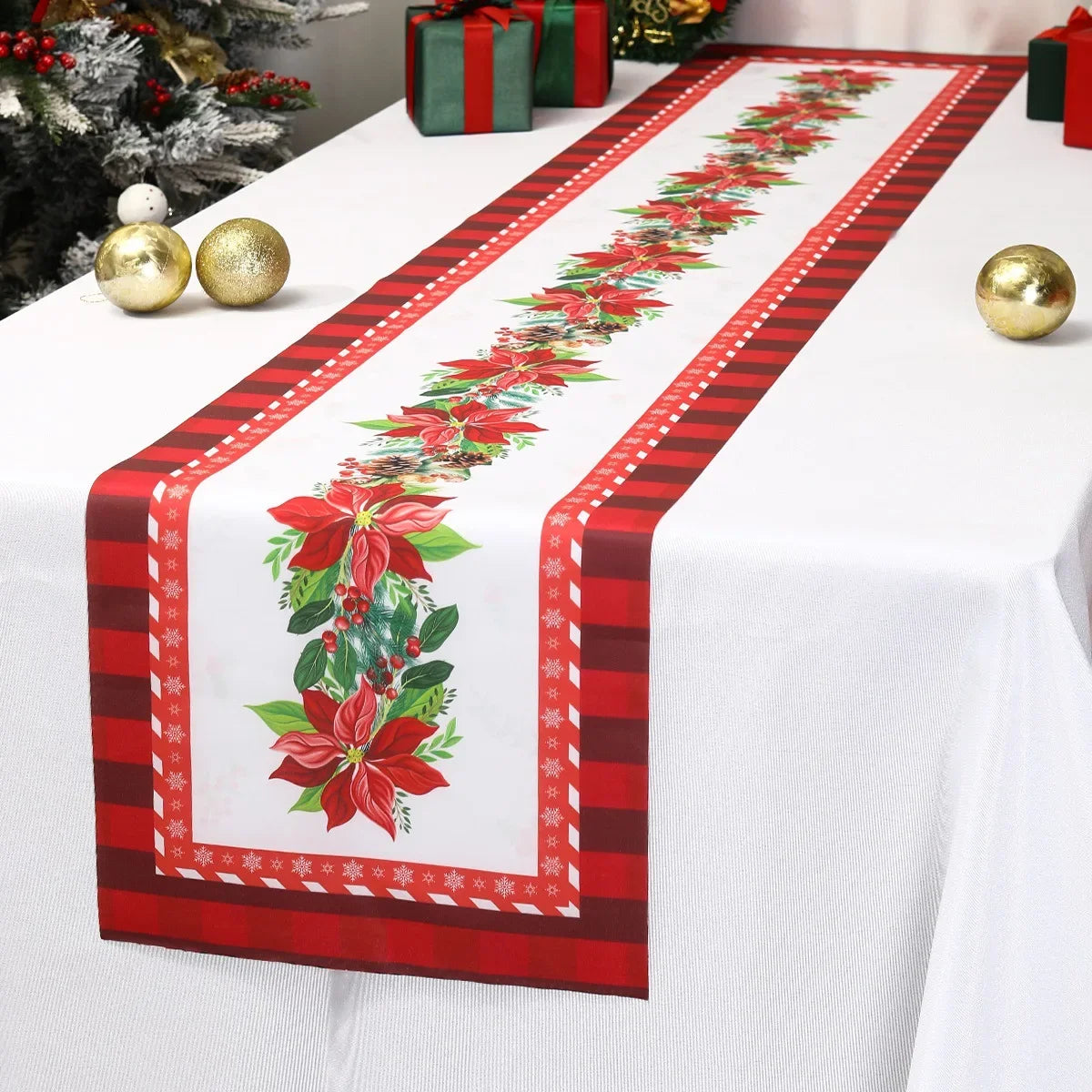 Christmas Poinsettia Table Runner Merry Christmas Decoration for Home 2025 Xmas Navidad Notal Noel Tablecloth New Year 2026 Gift