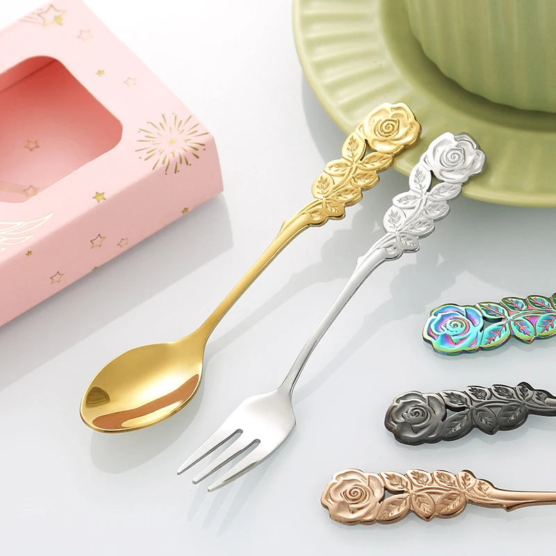 Kitchen Bar Tableware Cake And Fruit Snack Plate Kitchen Accessories Stainless Steel Plate Camping Picnic Plate