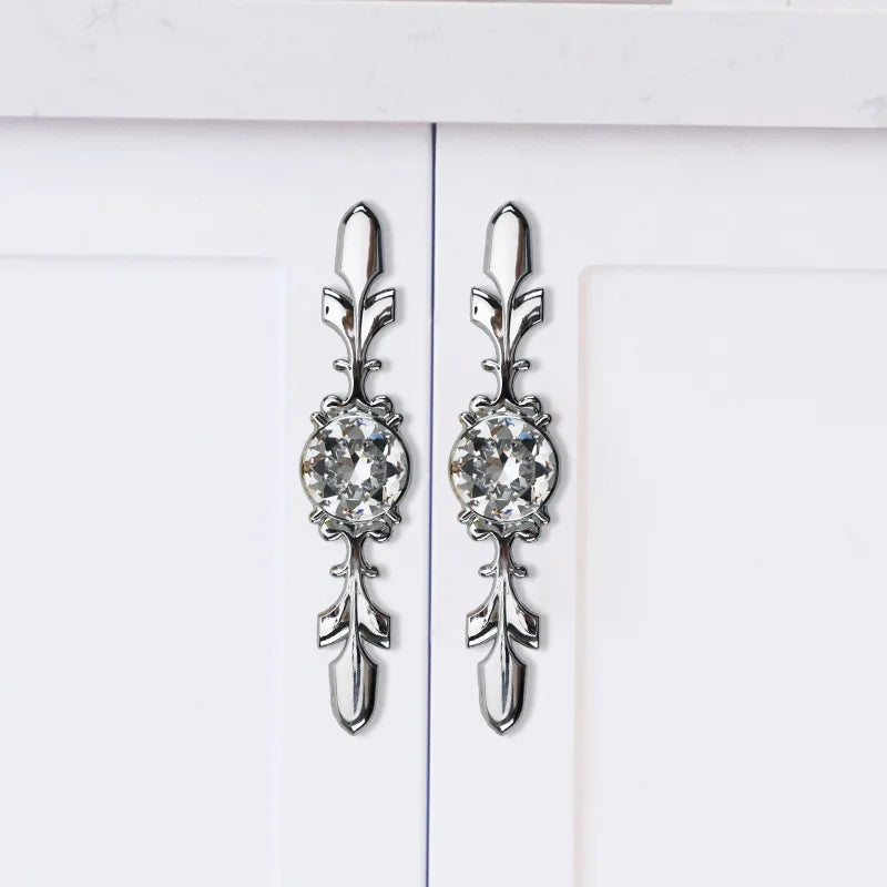 Luxury Diamond Crystal Handles Knobs for Shoebox Cabinet Closet Door Drawers and Wardrobe Pulls Elegant and Durable Design