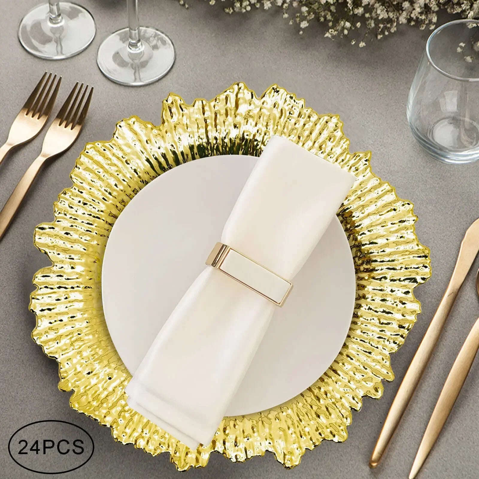 Gold Chargers PP Plate Decoratio Table Setting Restaurant Round Salad Reef Plate Pad for Wedding Christmas Dinner Decor 24Pcs