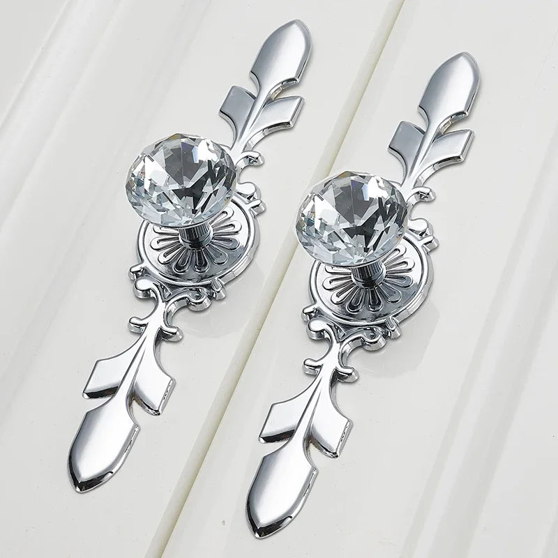 Luxury Diamond Crystal Handles Knobs for Shoebox Cabinet Closet Door Drawers and Wardrobe Pulls Elegant and Durable Design