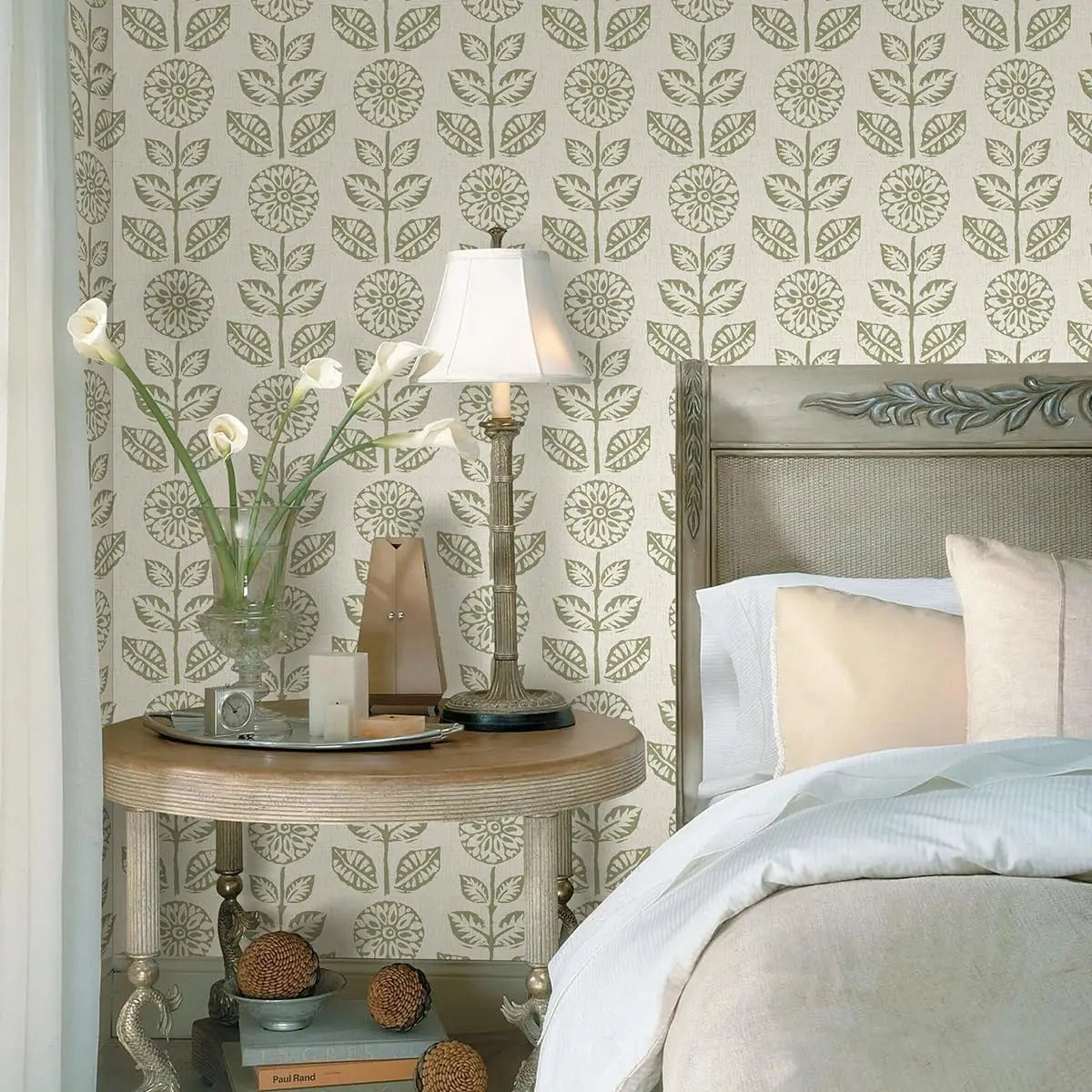 Vintage Floral Peel and Stick Wallpaper, Beige Tulip Pattern, Self-Adhesive Waterproof for Bathroom Bedroom Decor