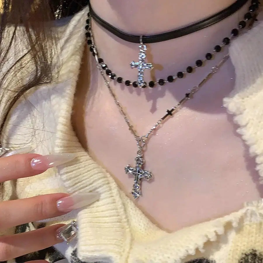 LLL Gothic Punk Y2K Metal Cross Pendant Necklace For Women Men Lovers Vintage Multi Layer Bead Necklaces 90s EMO Charm Jewelry G