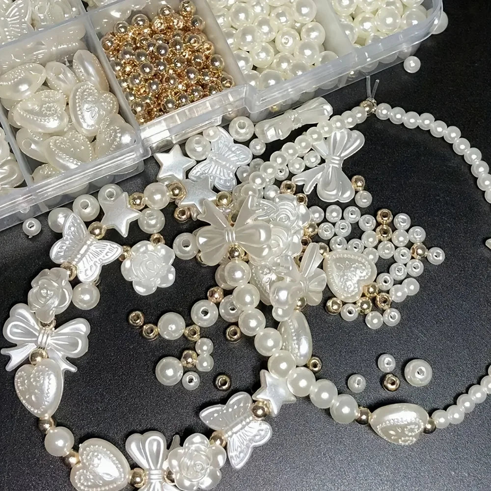 A Box Of 800pcs White Bow Heart Shaped Resin Loose Bead Set, Elegant Craft Supplies For DIY Jewelry Making, Bracelets