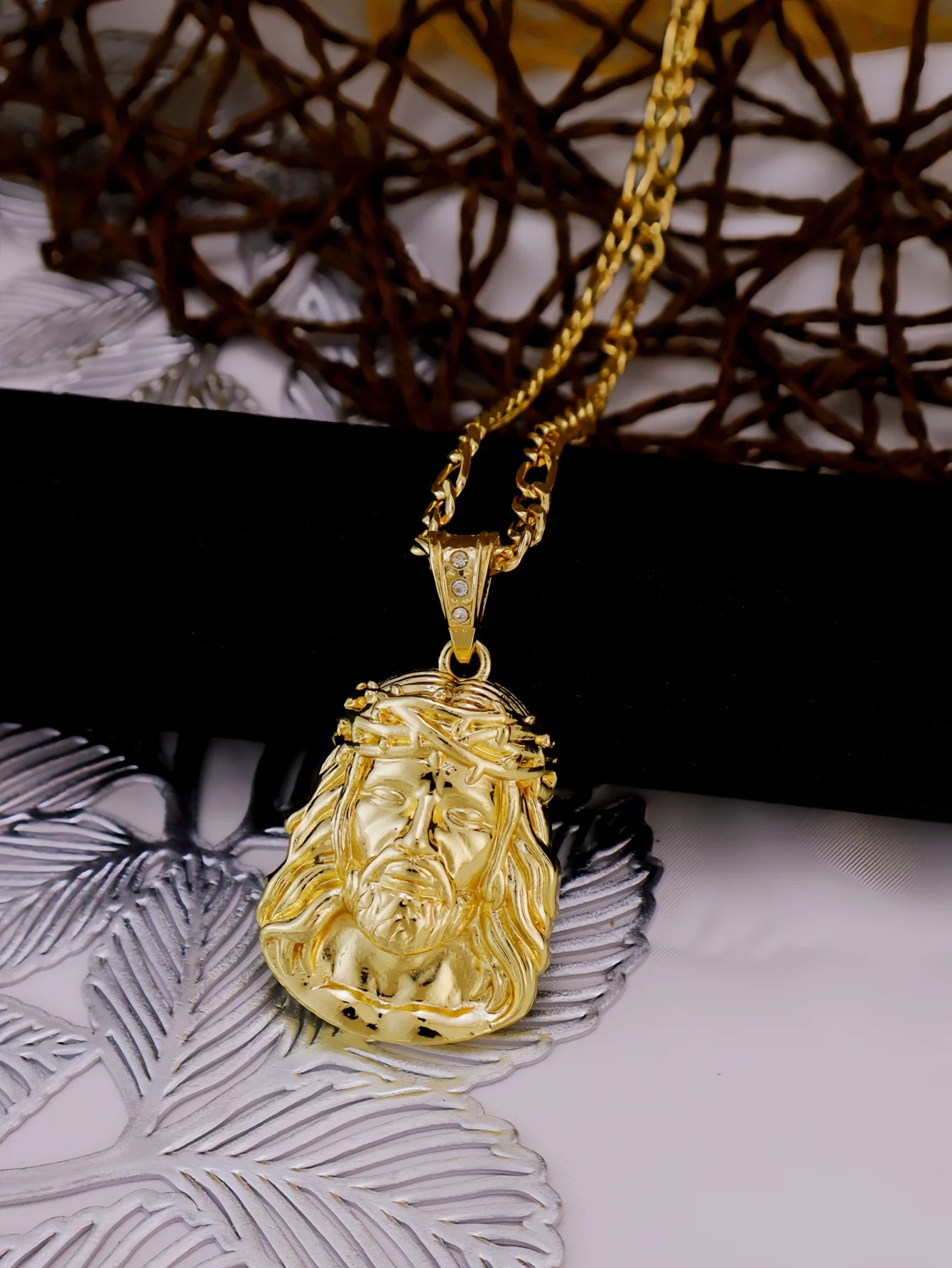 LLL 6 Sizes Hip Hop Punk Style God Jesus Head Deluxe Gold Plated Pendant Collar Necklace Figaro Chain Men Women Jewelry