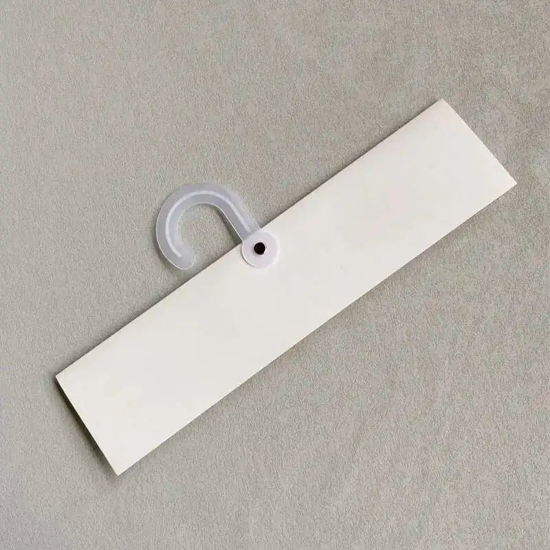 30pcs/lot Rug Header Hanger Common Blank Fabric Card Plastic J Hook Leather Sample Cloth Pattern Hanging Display