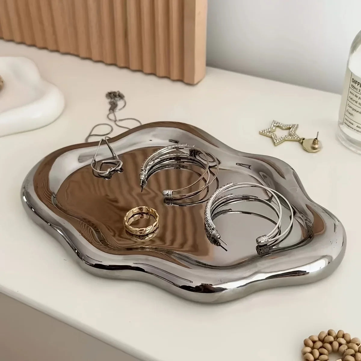 Plastic Trays, Photo Props, Jewelry Storage Plates, Display Plates, Light Luxury Accessories and Ornaments trays decorative