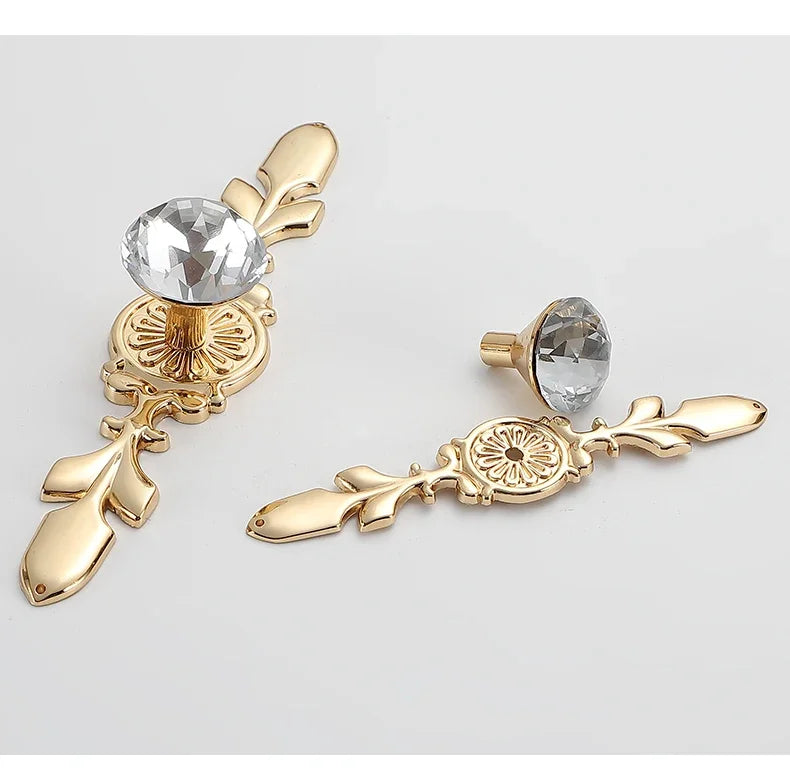 Luxury Diamond Crystal Handles Knobs for Shoebox Cabinet Closet Door Drawers and Wardrobe Pulls Elegant and Durable Design