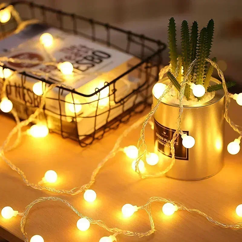 Battery Powered Led Ball String Lights Indoor Globe Fairy Light for Wedding Decorative Light String Tent Christmas Decoration