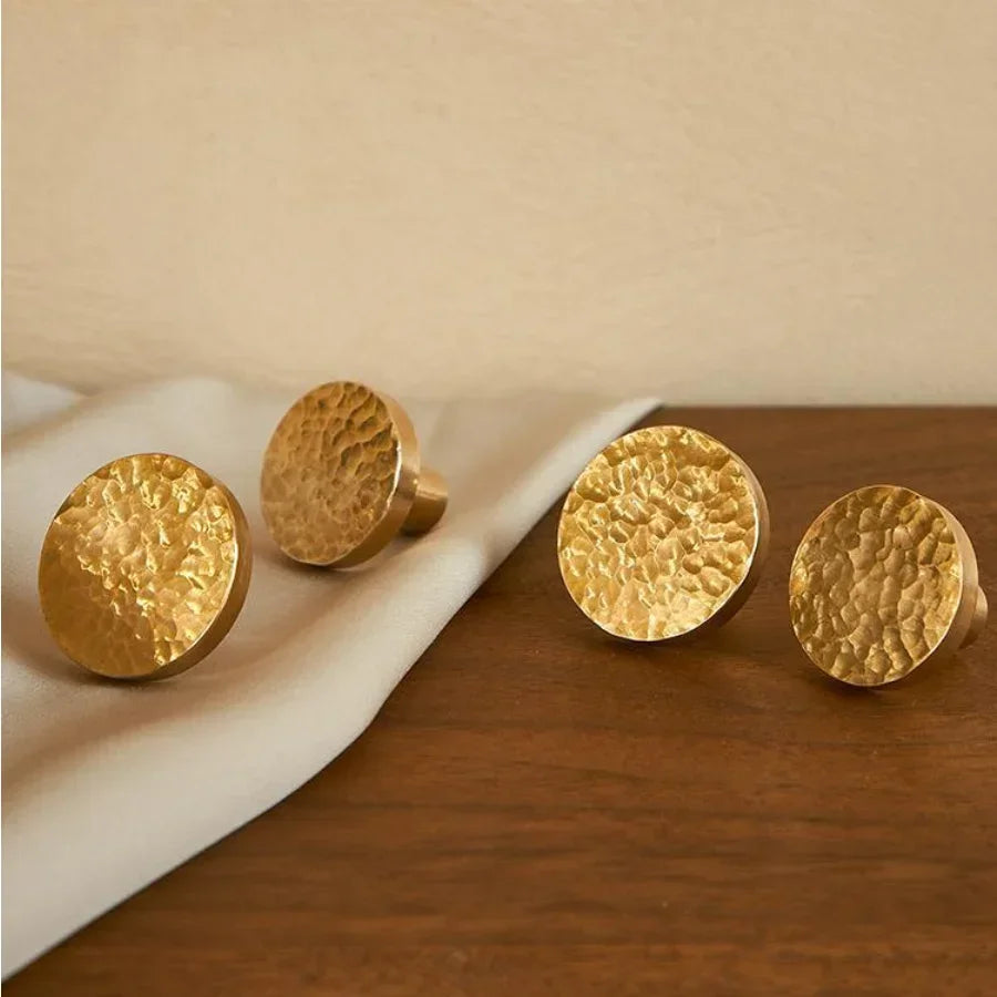 Nordic Solid Brass Furniture Knobs Golden Unique Pattern Cabinet Knobs and Handles Shoe Cabinet Bookcase Drawer Knobs