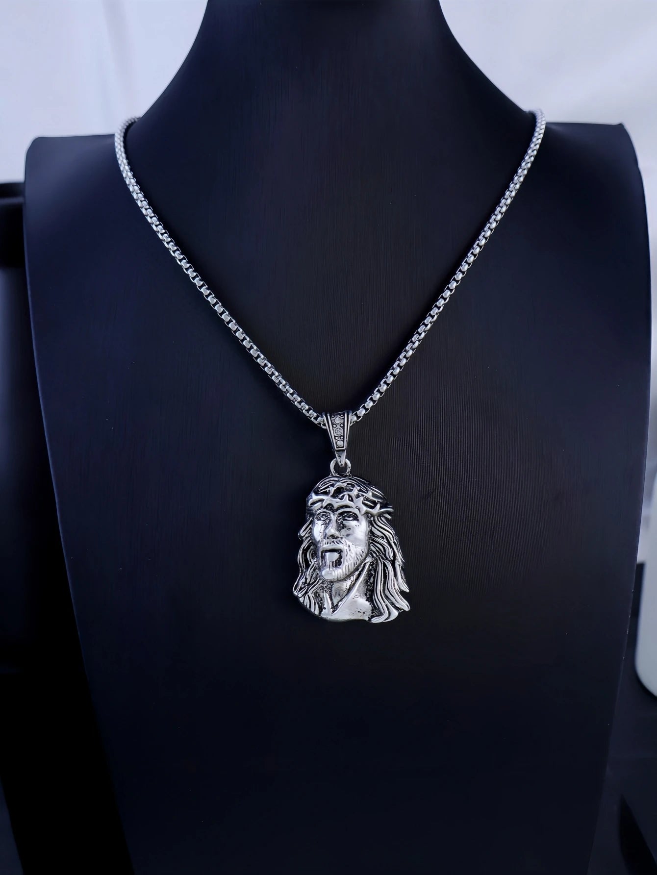 LLL 6 Sizes Hip Hop Punk Style God Jesus Head Deluxe Gold Plated Pendant Collar Necklace Figaro Chain Men Women Jewelry