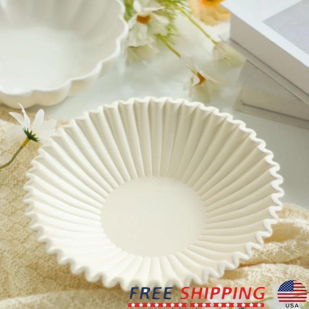 Decorative Ruffle Ribbon Bowl Tabletop Accent Resin Bowl Home Decoration Indoor Use Gift Idea Coffee Nook Entryway Centerpiece
