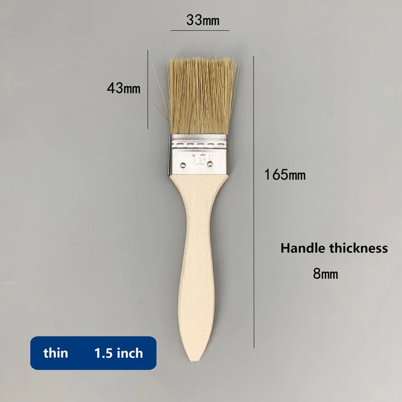 Thick-handled and thin-handled paint brushes are available. Household soft-bristled dust-removing brushes and special brushes fo