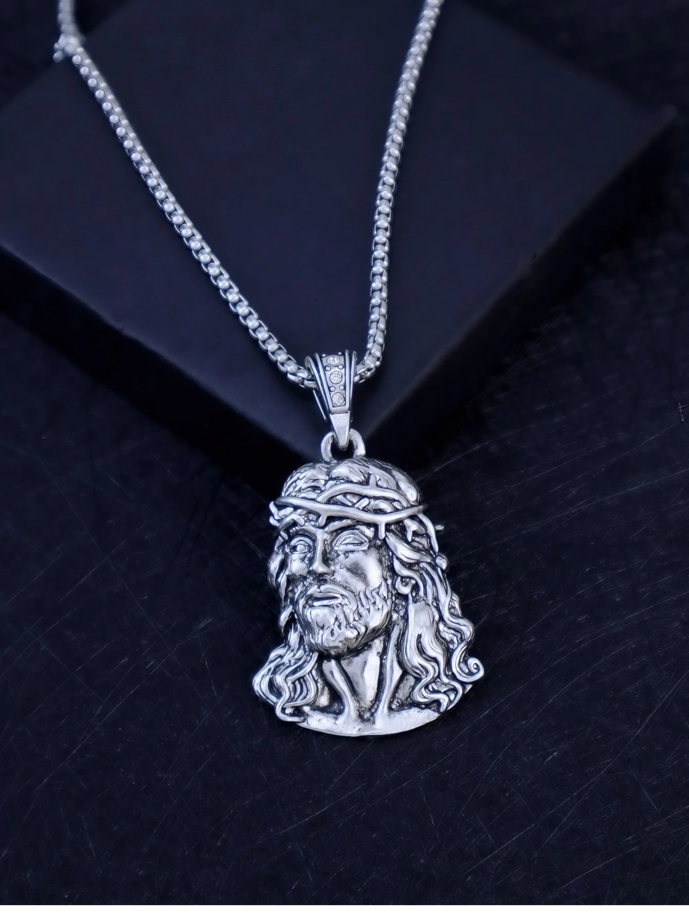 LLL 6 Sizes Hip Hop Punk Style God Jesus Head Deluxe Gold Plated Pendant Collar Necklace Figaro Chain Men Women Jewelry