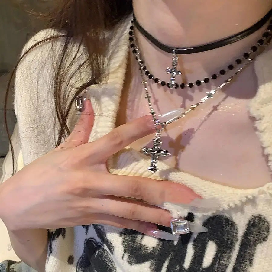LLL Gothic Punk Y2K Metal Cross Pendant Necklace For Women Men Lovers Vintage Multi Layer Bead Necklaces 90s EMO Charm Jewelry G